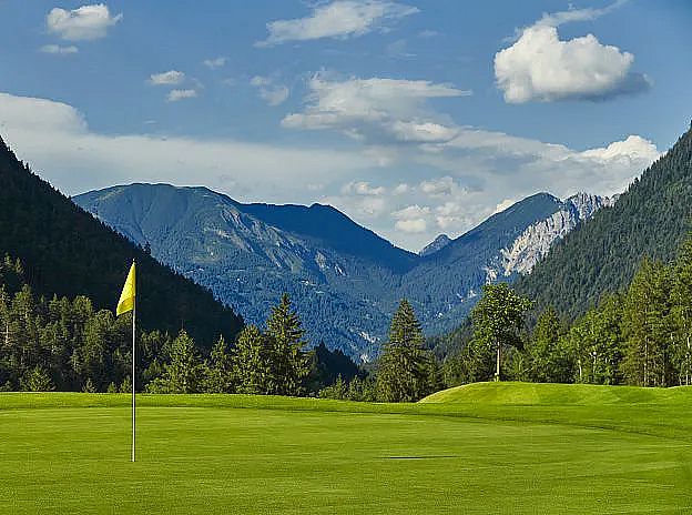 Overview Golf Courses