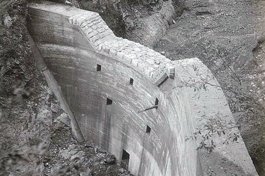 Schwarz-weiß-Foto von 1927: Landschaftsansicht des Galgentobels, historisches Archivbild. | © Archiv WLV Vorarlberg, Sektion Bludenz