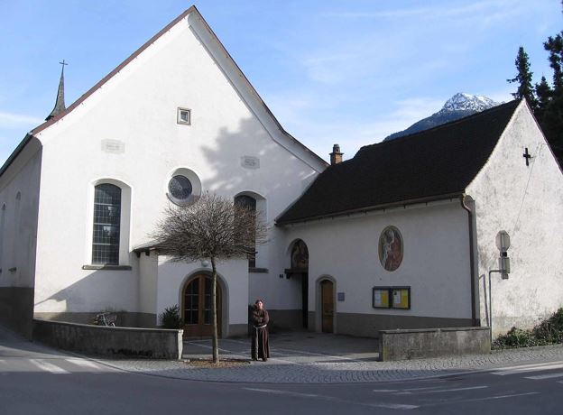 Adventmärktle im Klosterhof des Franziskanerklosters