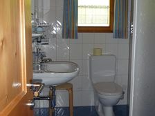 Dusche zu Zimmer Breithorn
