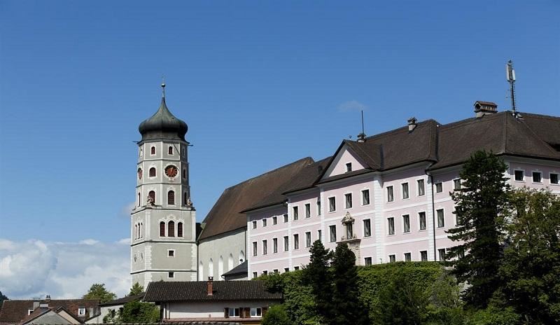 Schloss Gayenhofen Sommer