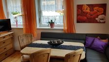 Apartment, shower or bath, toilet, 1 bed room