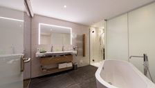 Suite, shower and bath tub, superior
