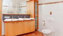 Apartment, shower and bath, toilet