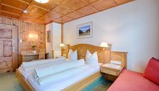 Zwei- oder Dreibettzimmer Arlberg