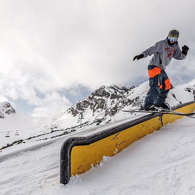 brandnertal-winter-bergbahnen-backyards-snowpark